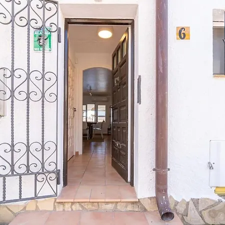 別荘 2027 Casa De Pescador Con 3 Habitaciones, Piscina Y Amarre By Homeselectspain *