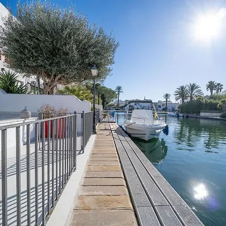 2027 Casa De Pescador Con 3 Habitaciones, Piscina Y Amarre By Homeselectspain 別荘