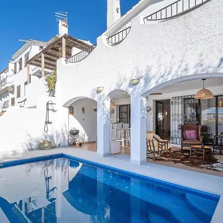 2027 Casa De Pescador Con 3 Habitaciones, Piscina Y Amarre By Homeselectspain Empuriabrava